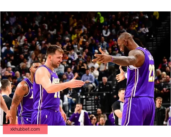 湖人迎战活塞前瞻东契奇带队冲击十连胜谁能接棒坎宁安